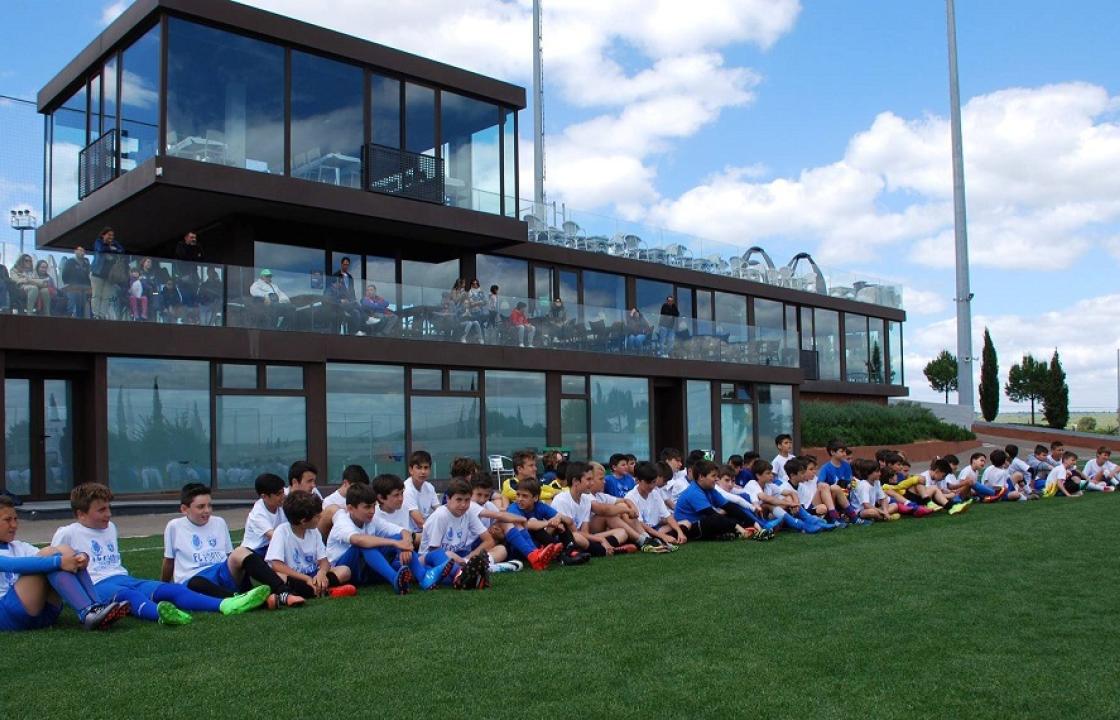 Campamento de fútbol de verano de alto rendimiento 2024