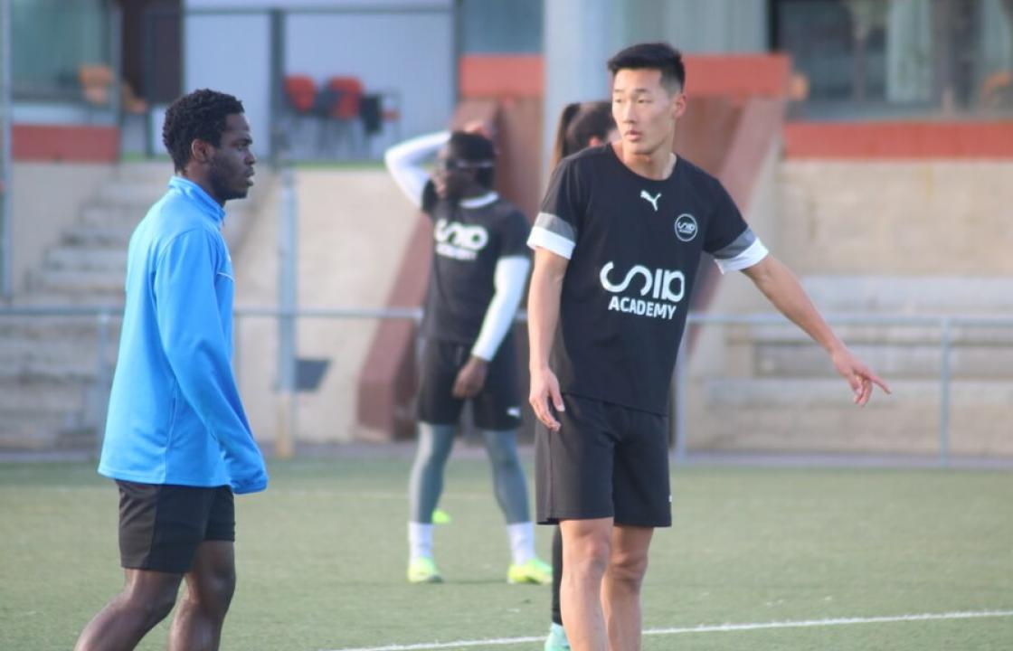 `psicologo en academia de fútbol internacional psicologo a pie de campo