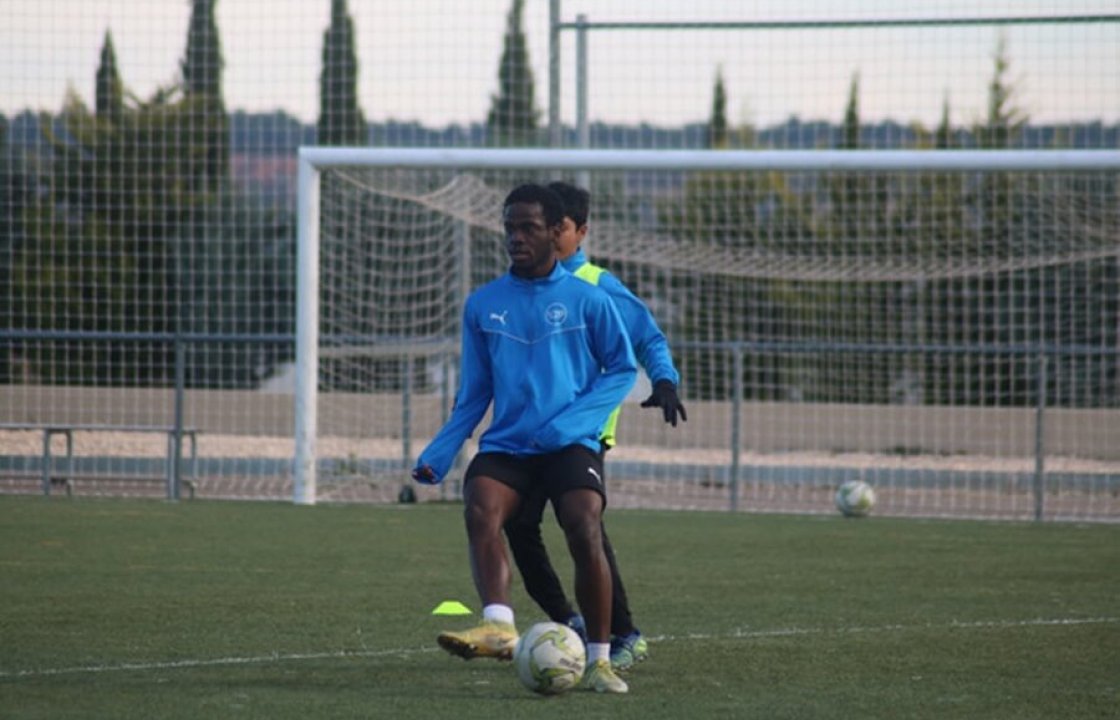 how to get a professional soccer tryout in Europe