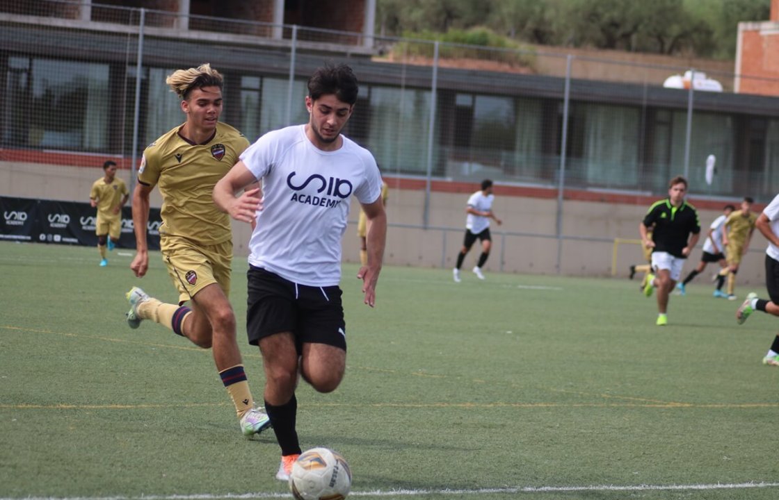 how to enter an international soccer academy
