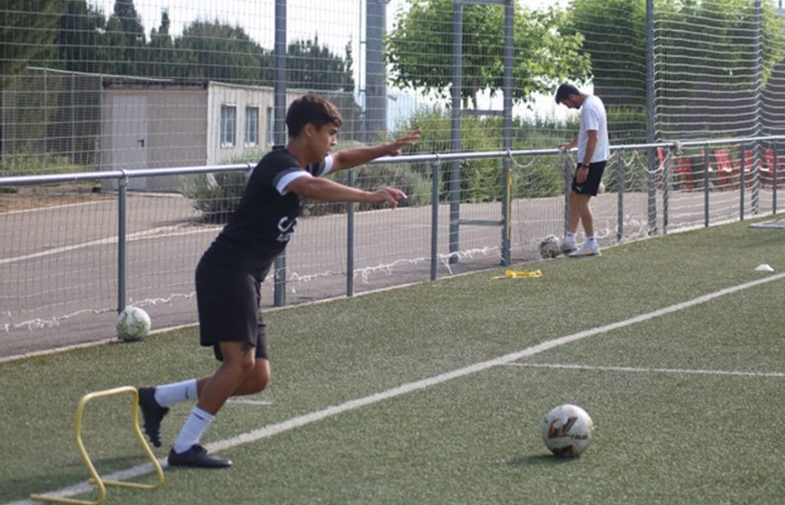 Jugar a fútbol en España