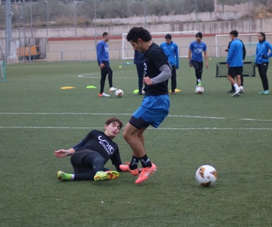 Elite Soccer camps in English