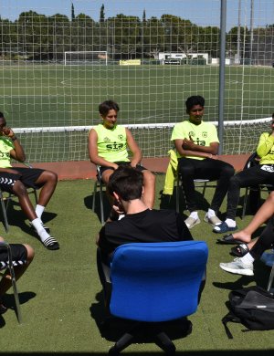 Pruebas de futbol para futbolistas internacionales en verano