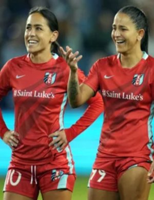 Del Césped a la Cima: Cómo el Kansas City Current Está Redefiniendo el Fútbol Femenino