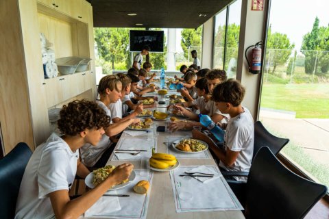 Fueling Success: Nutrition at SIA Academy